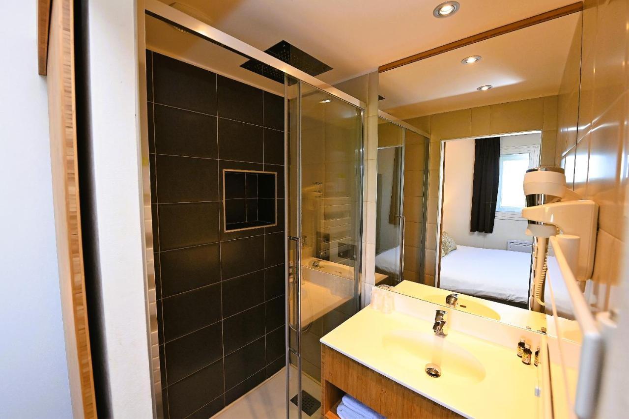 Hotel Foch Тарб Экстерьер фото