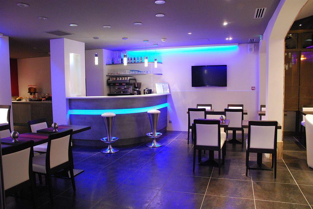 Hotel Foch Тарб Экстерьер фото