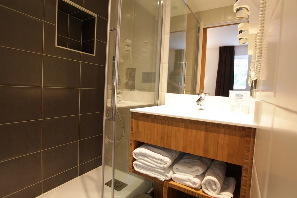 Hotel Foch Тарб Экстерьер фото